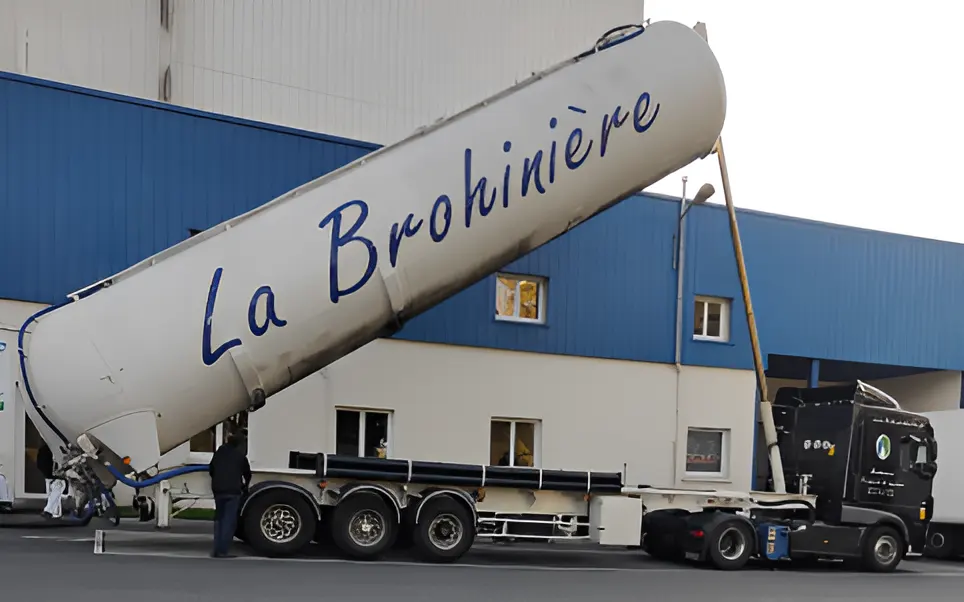 Lacto Production Production Dalimentation Animale A Montauban De Bretagne Metiers Et Perimetre