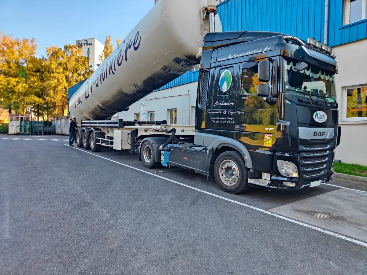 Lacto Production Production Dalimentation Animale A Montauban De Bretagne Transport Et Logistique